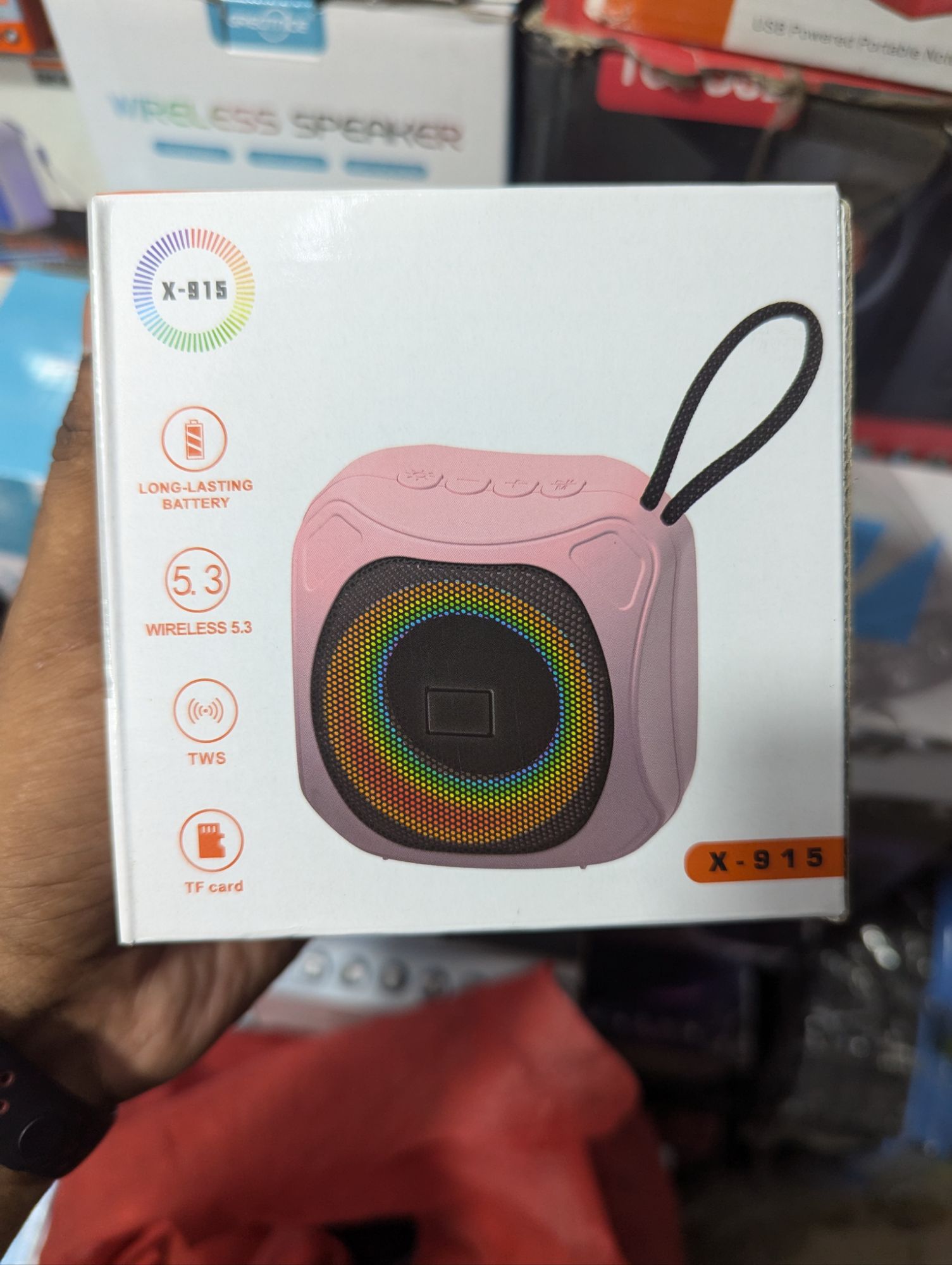 X-915 Colorful light RGB home music Bluetooth SpeakerWaterproof HiFi Super bass Wireless Mini portable Speaker with Bluetooth, FM Radio