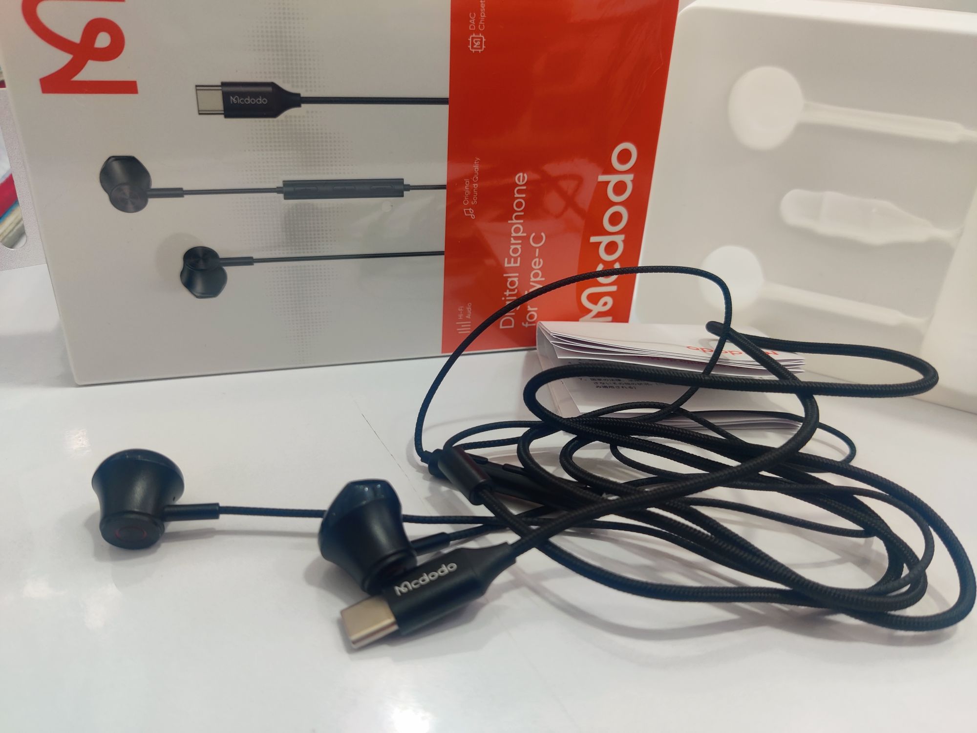 For Iphone 15 Series and Samsung, OnePlus , mi and Google Mcdodo Hp-4070 Type-c Digital Earphone. 