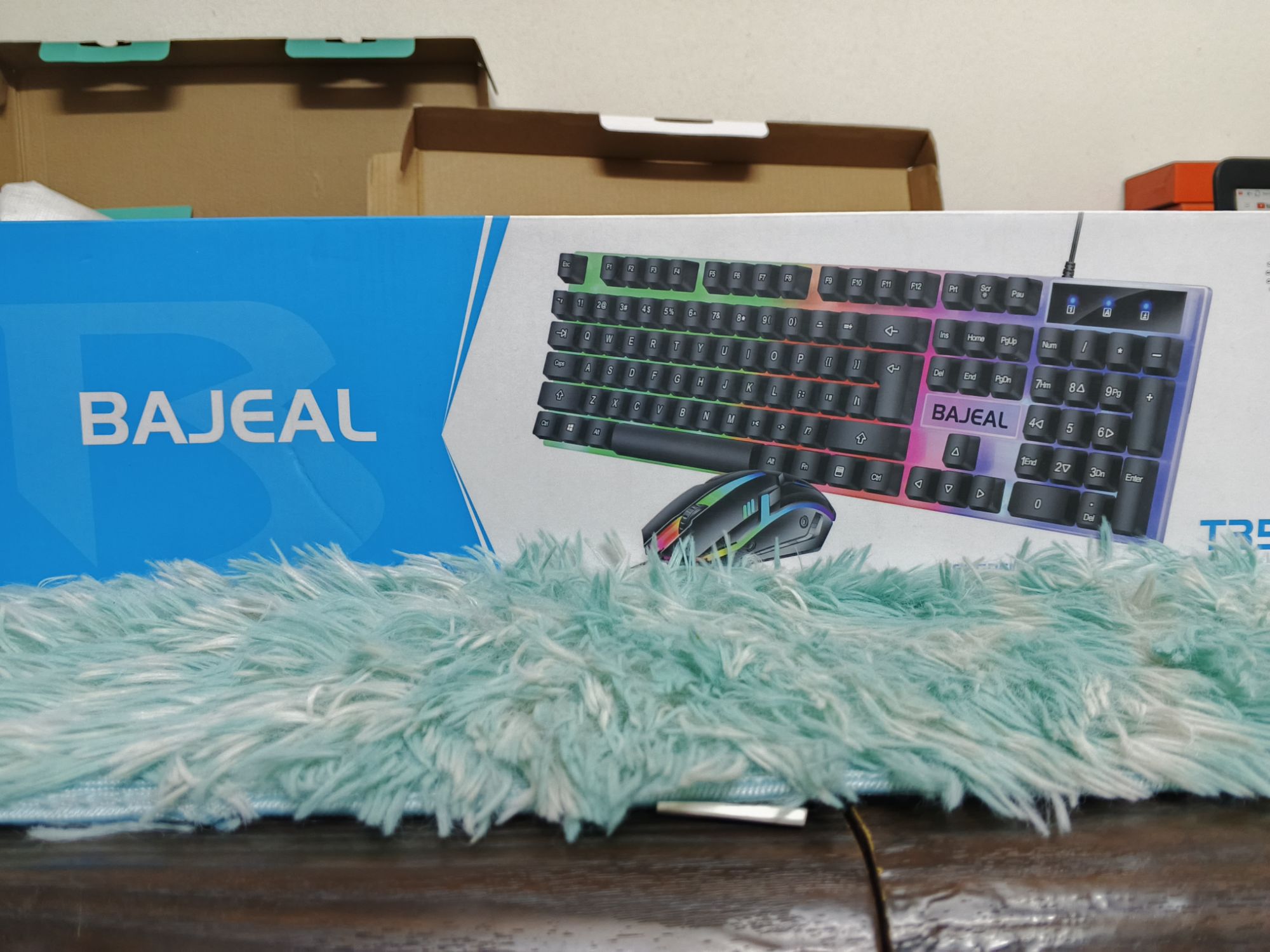 GAMING LIGHTING KEYBOARD MOUSE SET -850tk. 