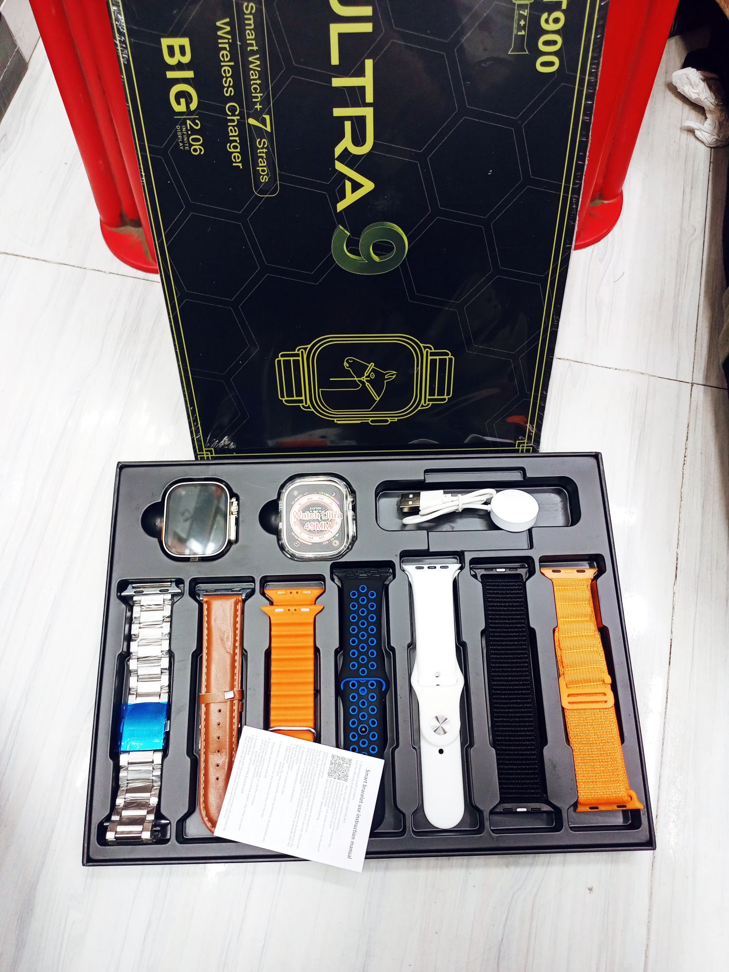 2024 Hot Selling DT 900 Ultra SmartWatch Unique Design Orginal With Free 7 Straps