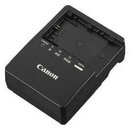 Canon LC-E6 Battery Charger for 6D,6D Merk II,5D Mark IV,5D Mark Iii, 60D,80D,90D. 