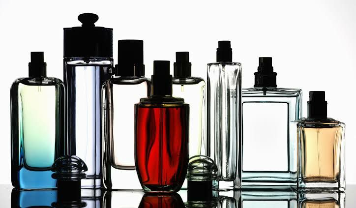 Perfume 50 GM ( Original ) For Detergent Powder, Detergent And Soap Lemon lime soda Fragnance. Made in USA. 