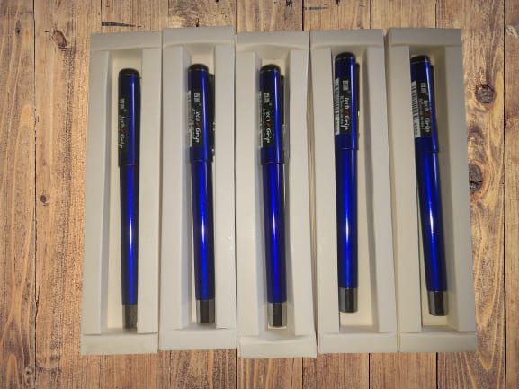 premium quality signeture pen blue colour 6 piece combo set with box high quality pen for gift smooth to write. 