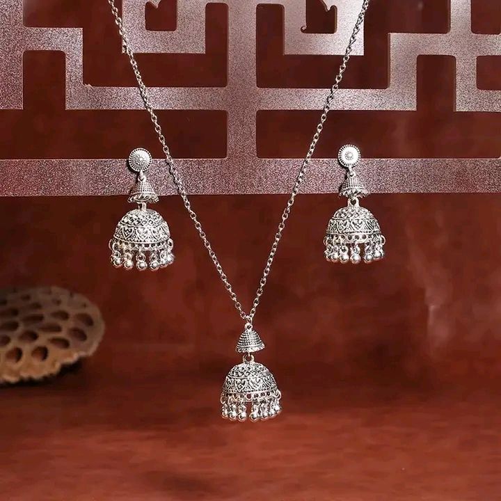 gorgeous party wear necklace set for girls and women