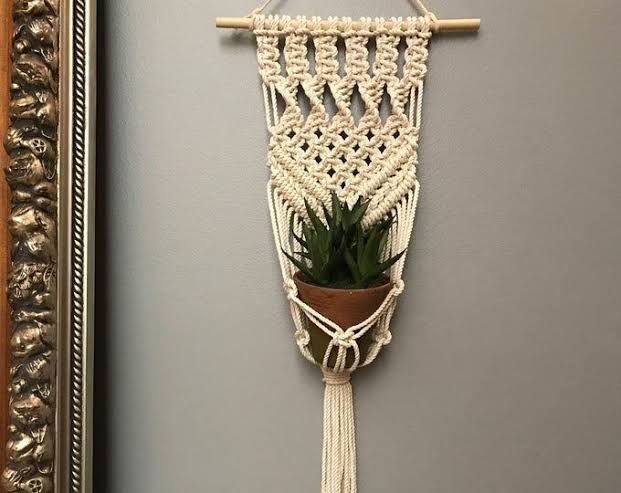 Macrame plant hanging