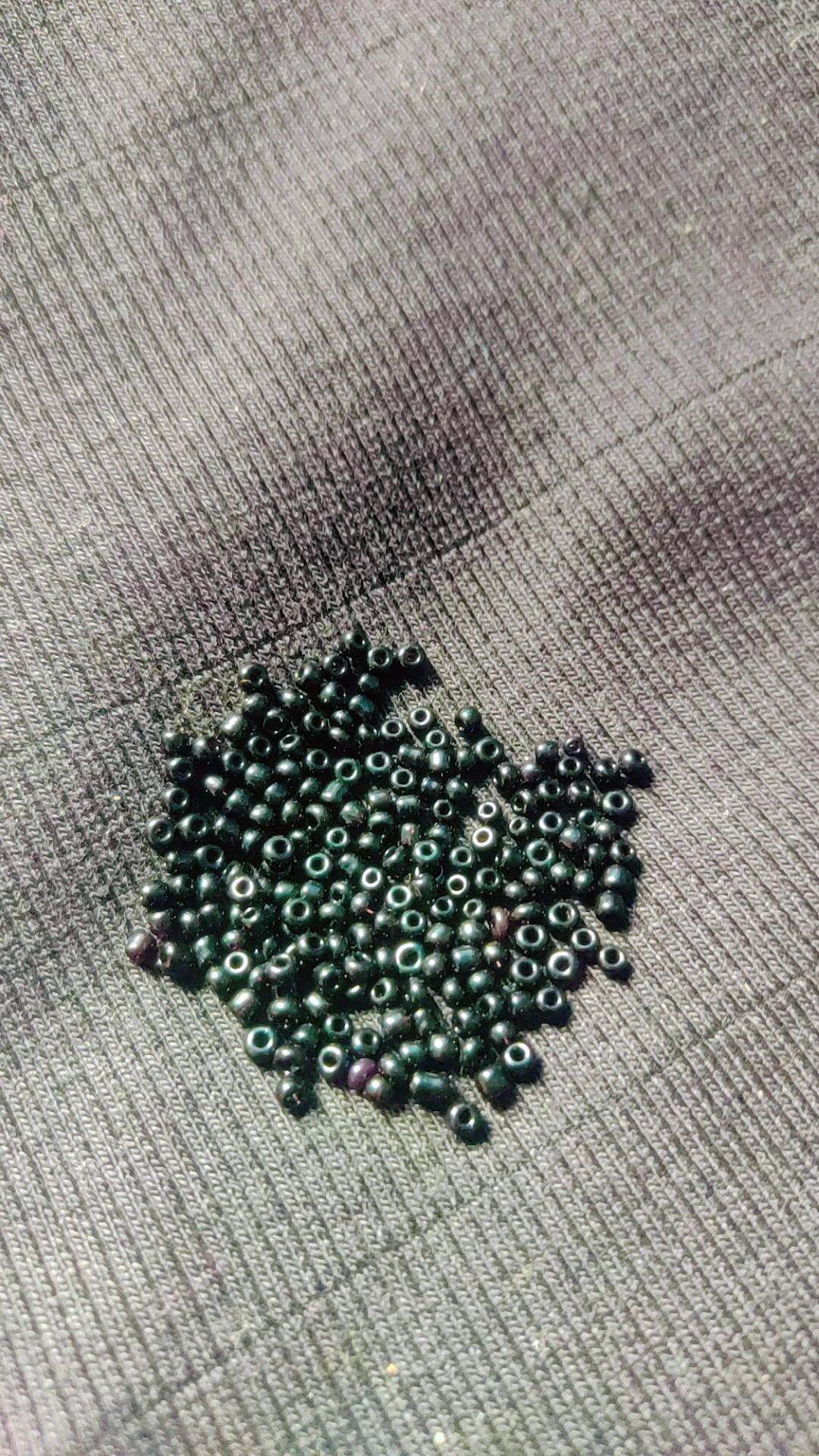 10 gram Black Seed Beads for Jewellery Making, Earrings, Bracelets and More